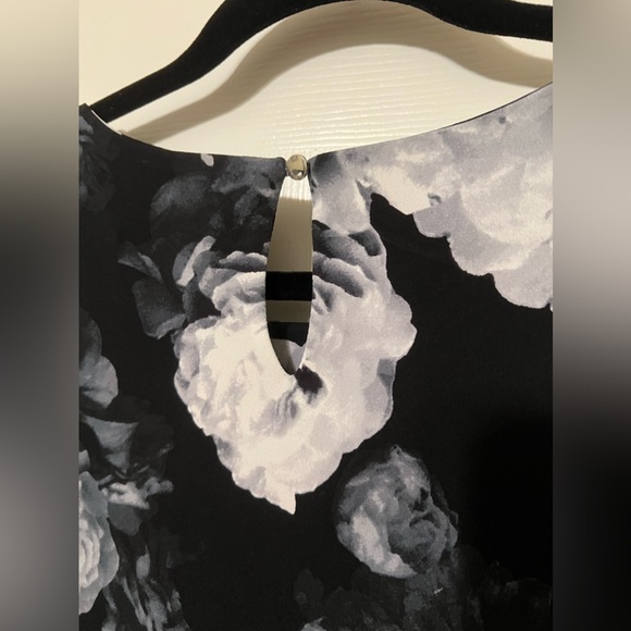 Calvin Klein sleeveless top with silver accents NWT Women’s size 1X - Picture 7 of 8